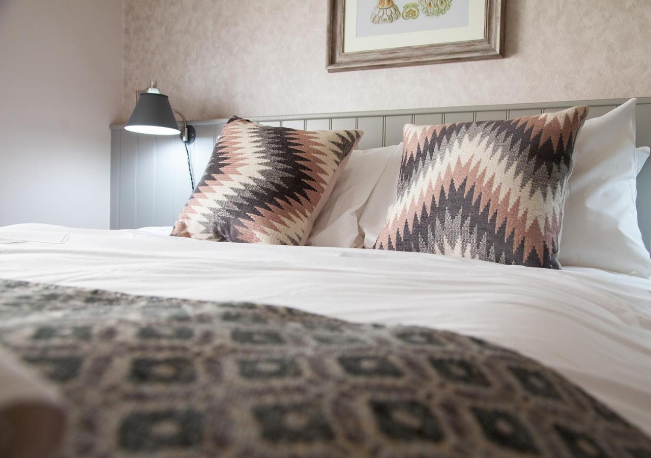 The Kings Arms Hotel Malmesbury Zewnętrze zdjęcie